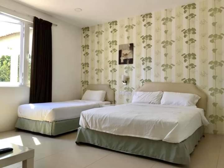 Summer Green Lodge كوانتان المظهر الخارجي الصورة